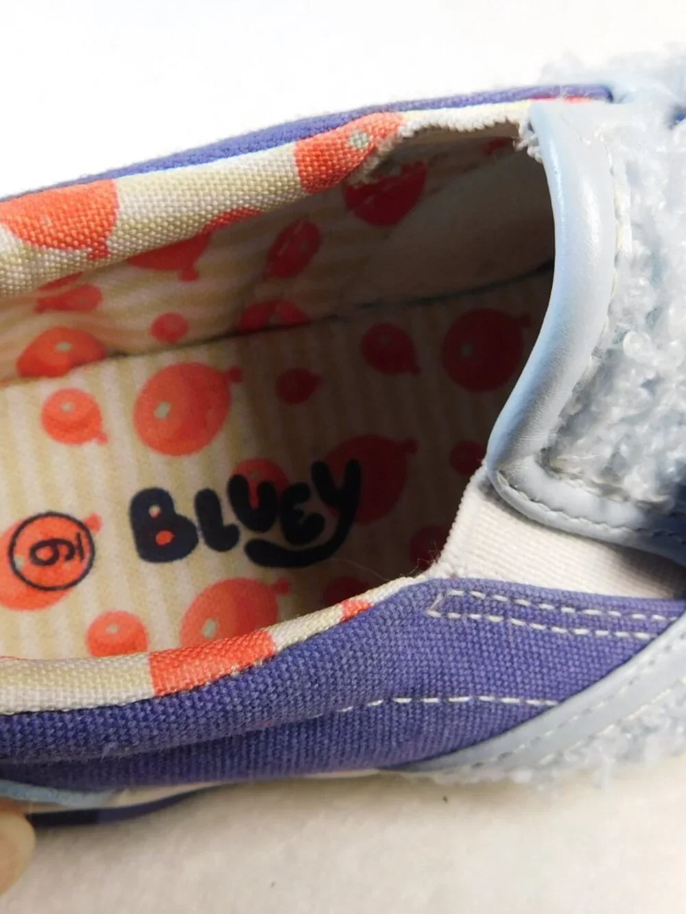 Ground-Up Bluey & Bingo Kids Toddler Size 9 Fuzzy Fleece Slip-On Sneakers